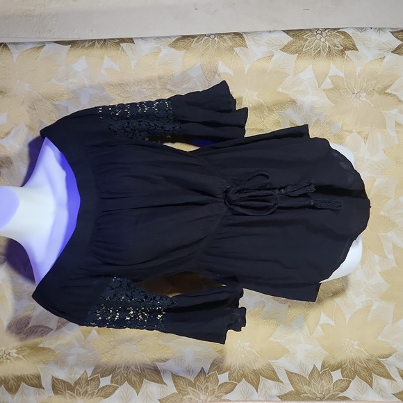 ROMPER - Picture 1 of 7